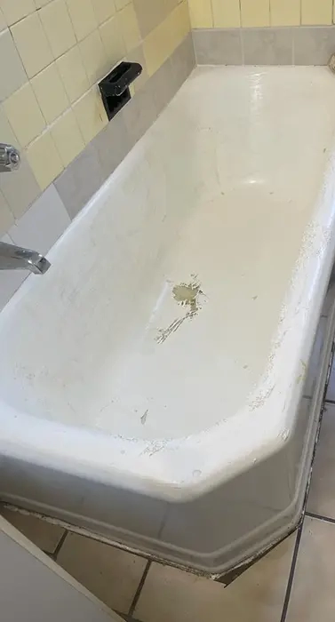 bathtub-before (2)